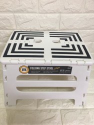 Ghế nhựa xếp gọn Lock&Lock LHI516 30cm x 23cm x 22cm WHITE