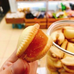 Bánh Sò thơm Thái Lan 500gr