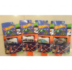 Bộ đường đua di động và xe Hot Wheel kim loại