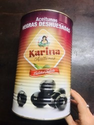 Trái olive đen tách hạt hiệu Karina hộp thiếc 4Kg3